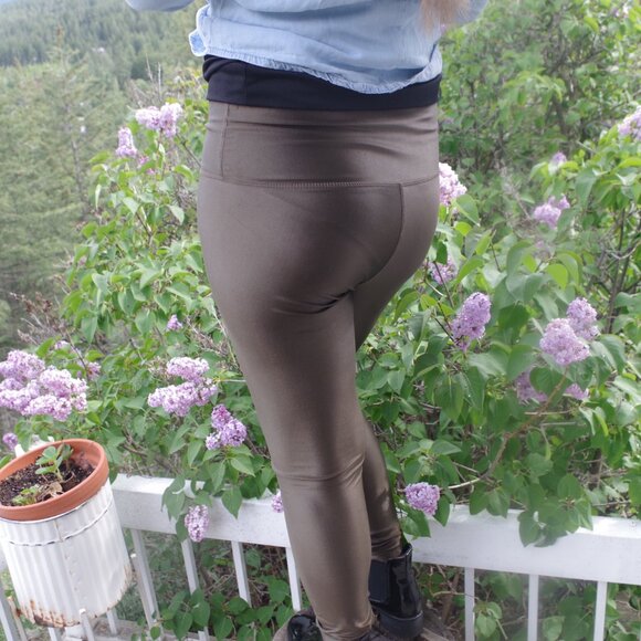 DYI Metallic Green Leggings Made In U.S.A - Picture 5 of 5